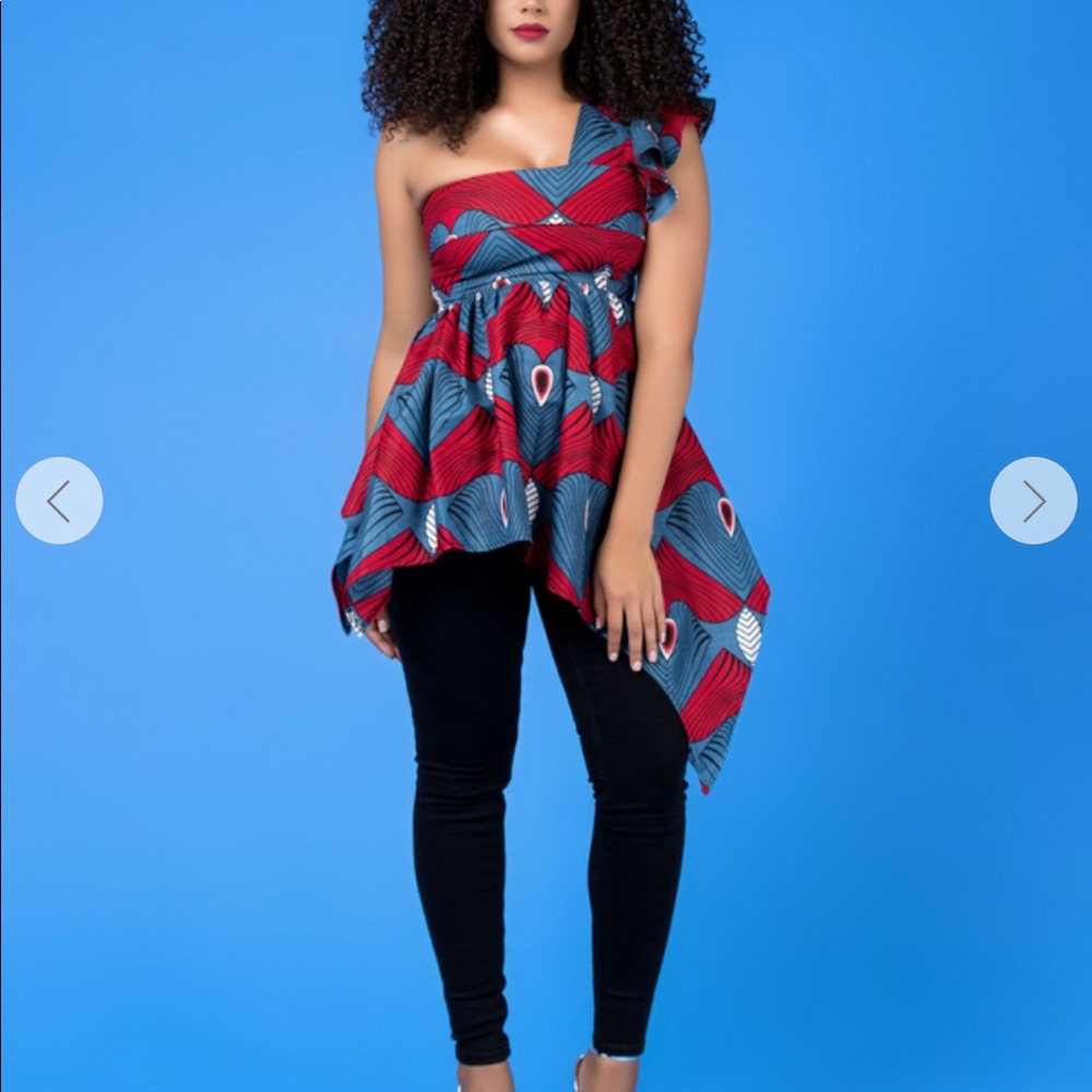 Grass-fields Michou one-shoulder top.